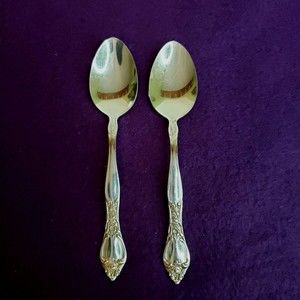 Onieda Westbend Stainless USA Affection 2 Teaspoons Glossy Floral
